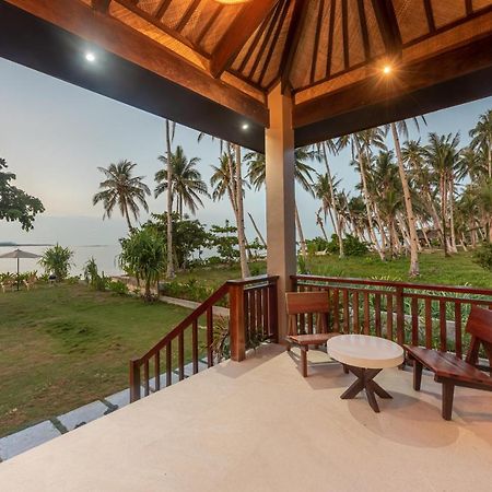 Villa Juan - A Beach Front Villa In General Luna Siargao Eksteriør billede
